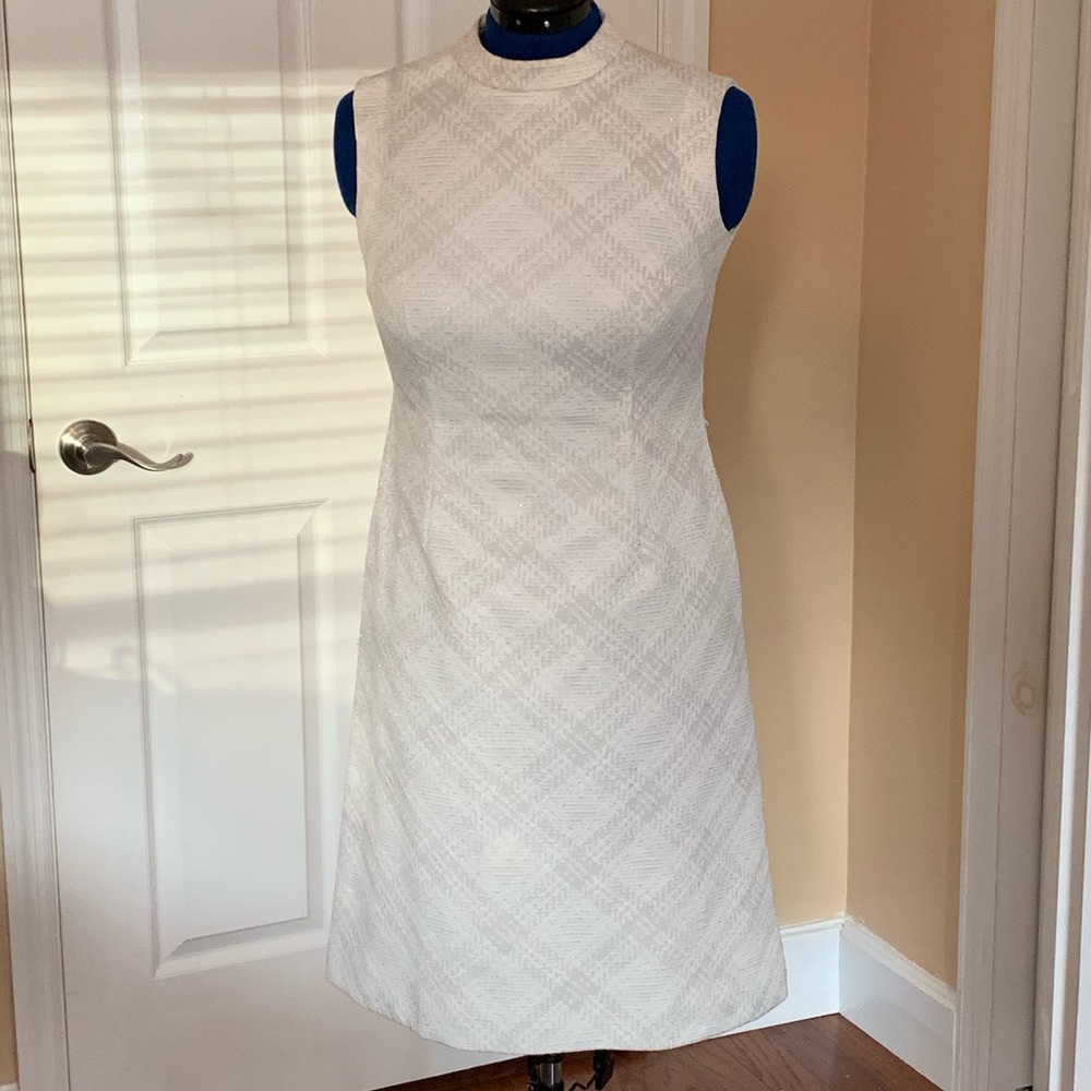 Vintage white dress with silver metallic pattern